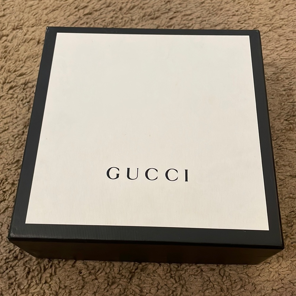 28” Gucci Belt Color Black